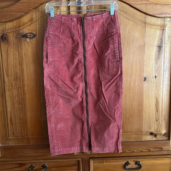 We The Free skirt - Picture 1 of 7